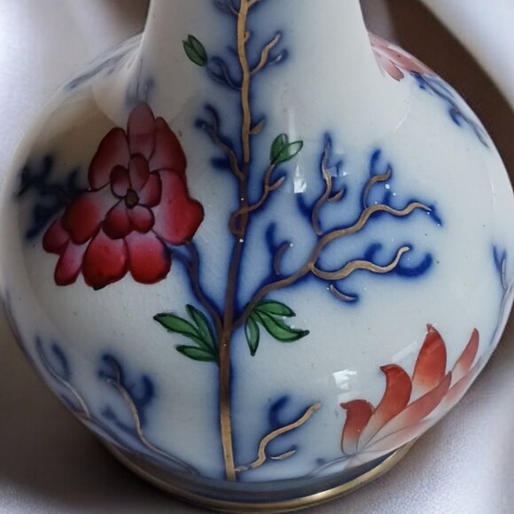 Antique Hand-Painted Asian Style Bud Vase Elegant Peony Gilded Accents, … - Picture 8 of 16